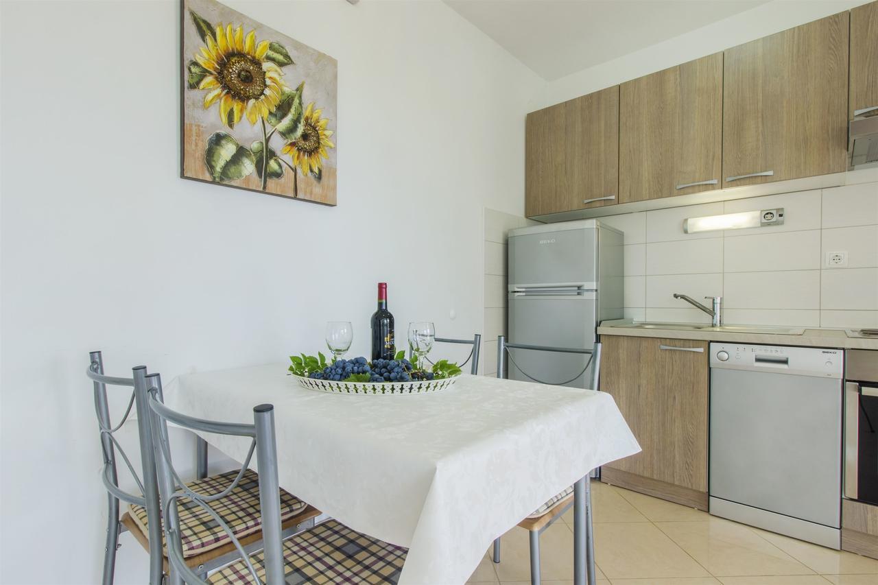 Apartments Lenija Jadrija Eksteriør billede