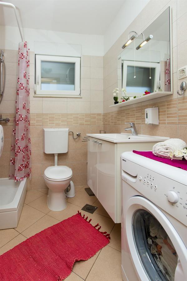 Apartments Lenija Jadrija Eksteriør billede